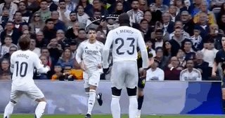 莫德里奇：世界波？很简单，控球，射门，进了